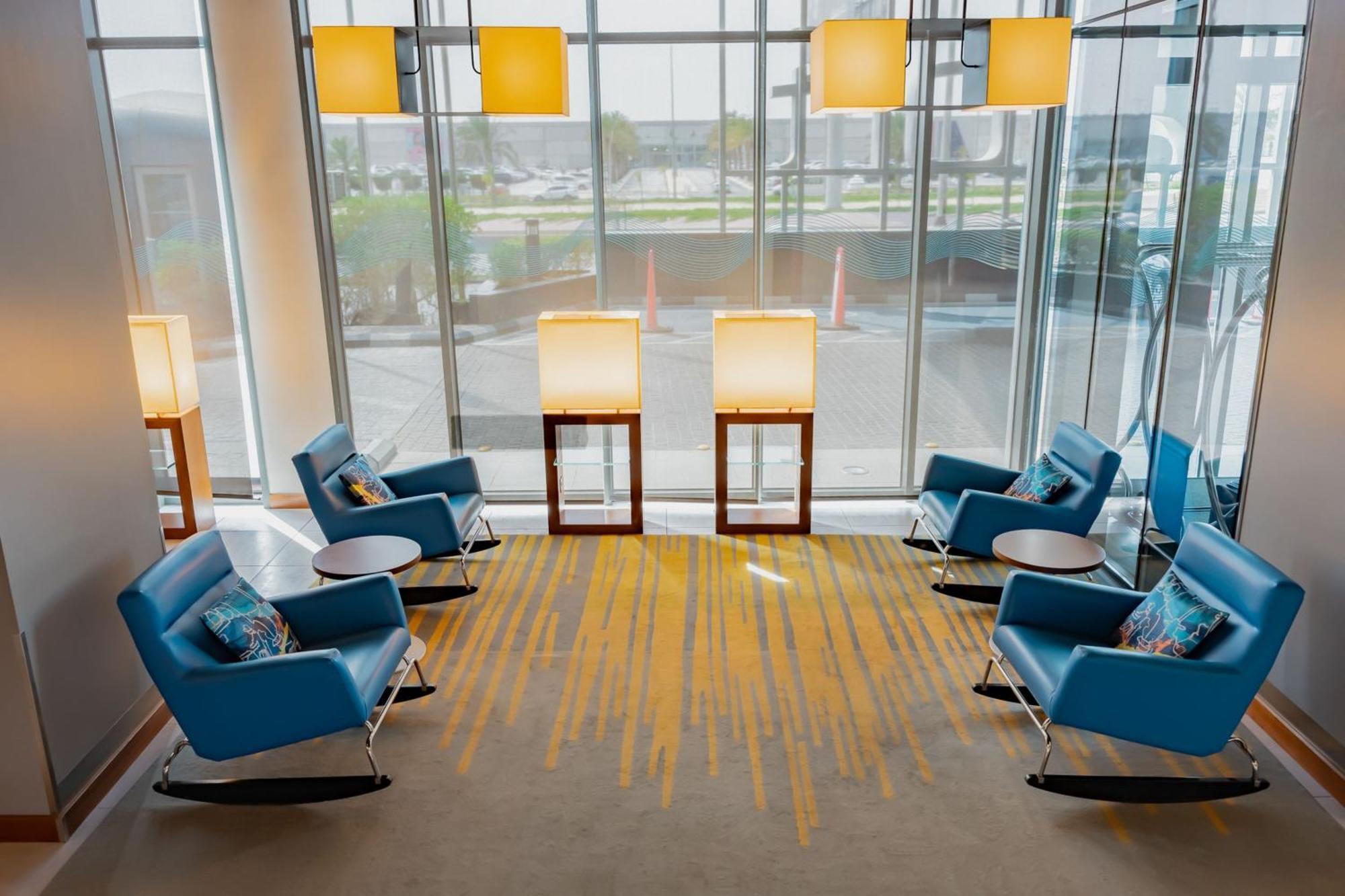 Aloft Dhahran Hotel Эль-Хубар Экстерьер фото
