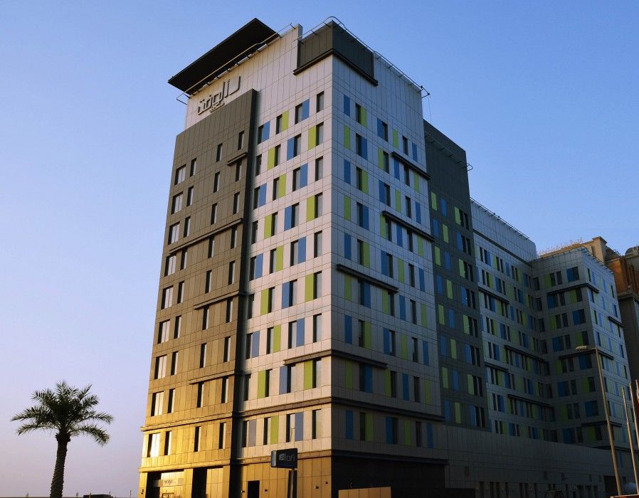 Aloft Dhahran Hotel Эль-Хубар Экстерьер фото